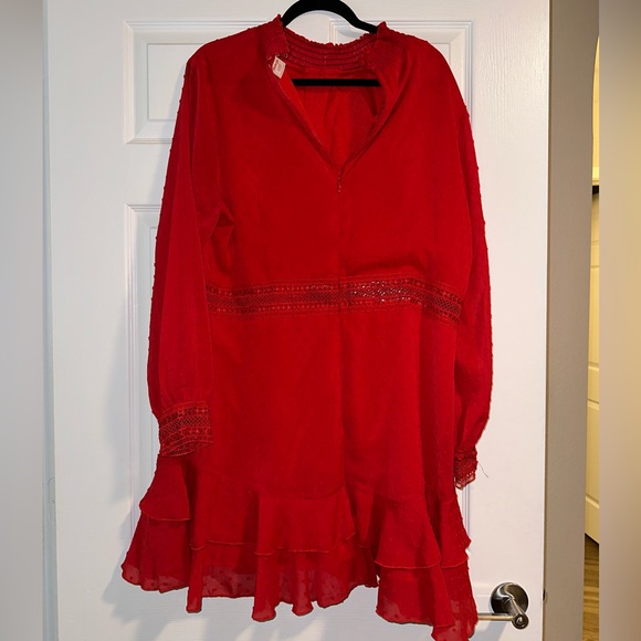 Red Showpo Dress - never worn Perfect For Game Day! - Picture 2 of 3